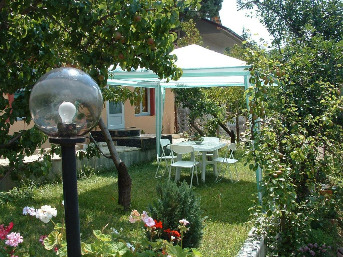 Villa Summer House Saints Constantine and Helena Exterior foto